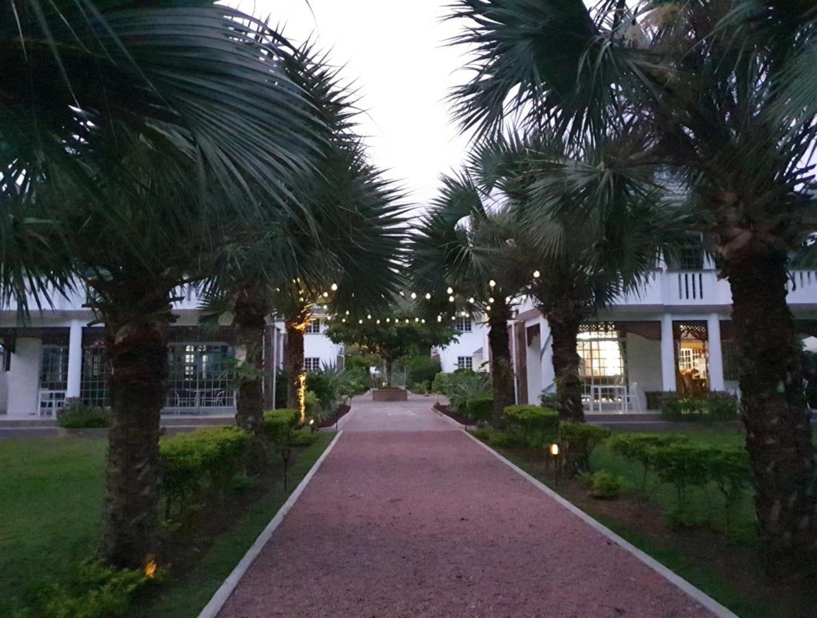 Hotel Ocean Jewels à Grand Anse  Extérieur photo